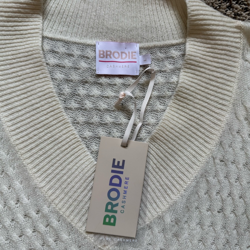 NWT Brodie Ombre 100% Cashmere Sweater (FLAW) - Picture 8 of 10